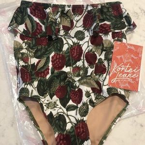 Kortni Jeane 8/9 raspberry peplum bottoms